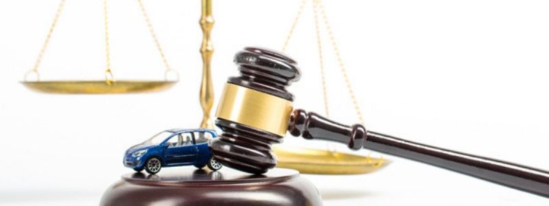 should i hire a lawyer for a traffic ticket